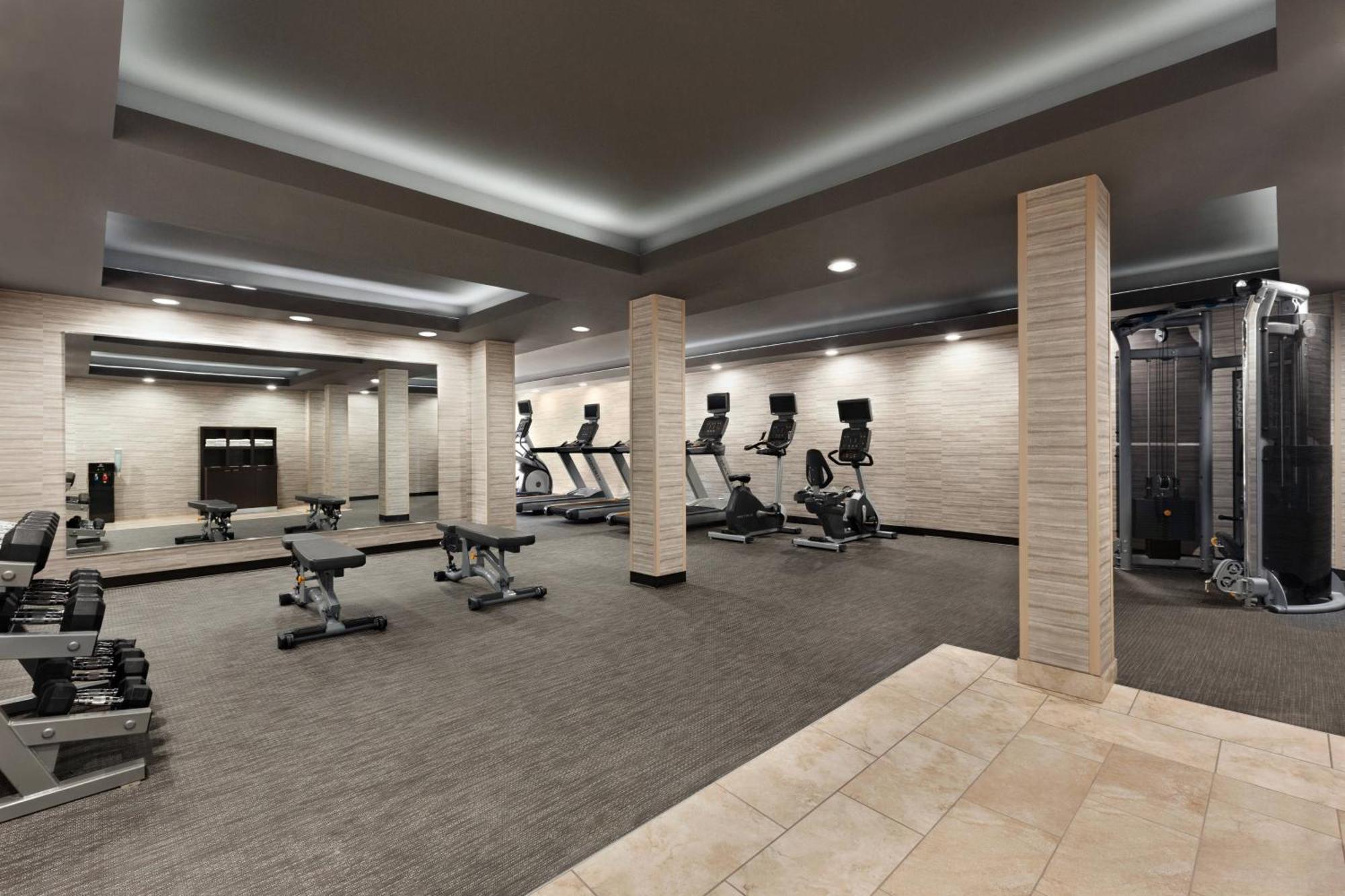 Courtyard By Marriott Tulsa Central Zewnętrze zdjęcie